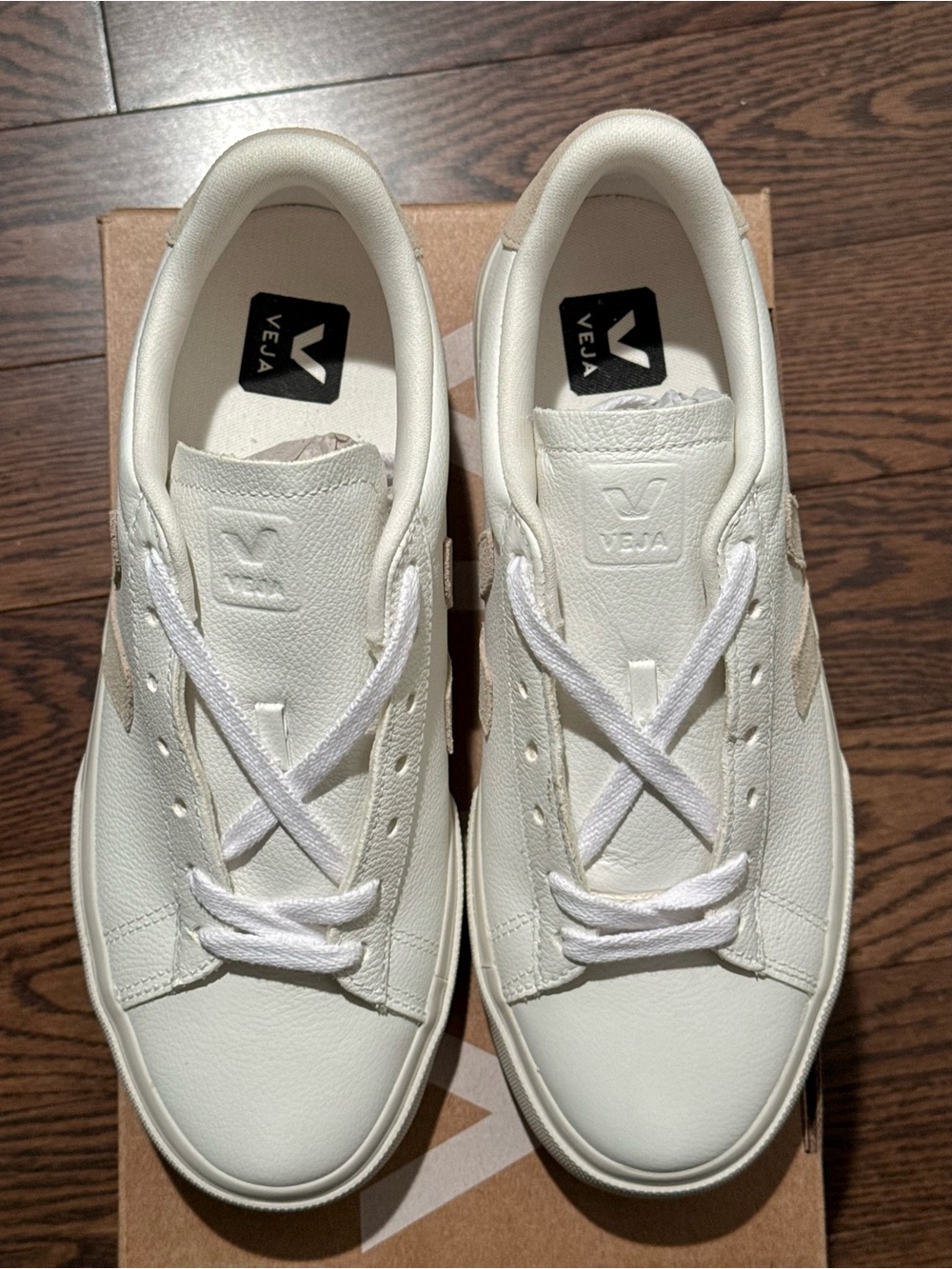 NWT VEJA Campo Chromefree Leather Sneakers Extra White Almond US 9 / EU 40 - Picture 6 of 10